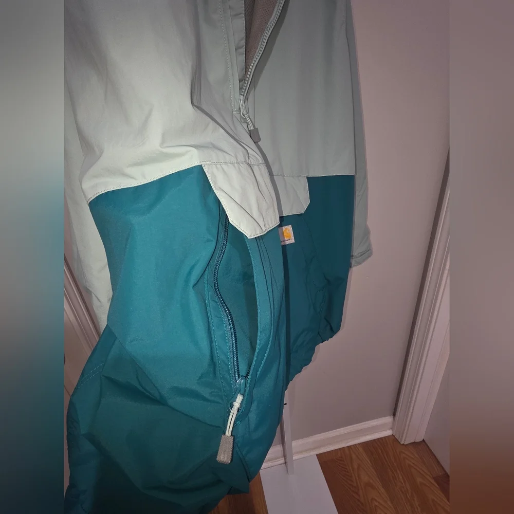 Carharrt Womens Plus 1x (16w-18w) Rain Defender Loose Fit Rain Jacket - Picture 6 of 12